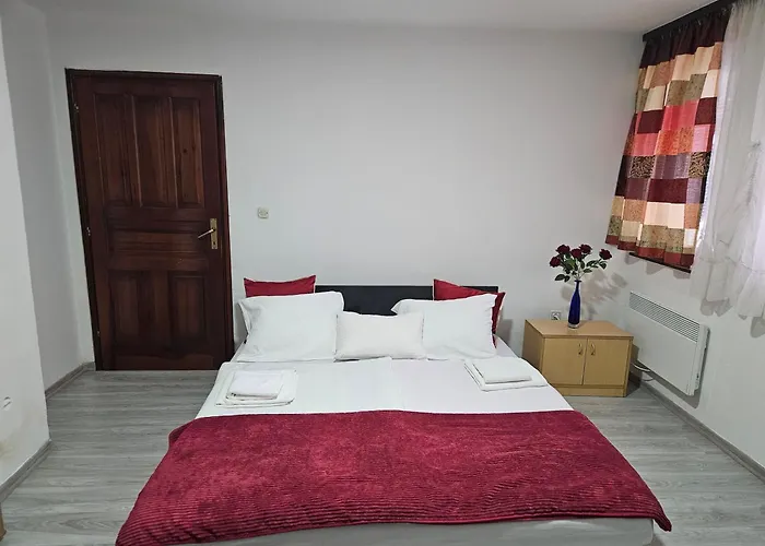 Elsas Residence
